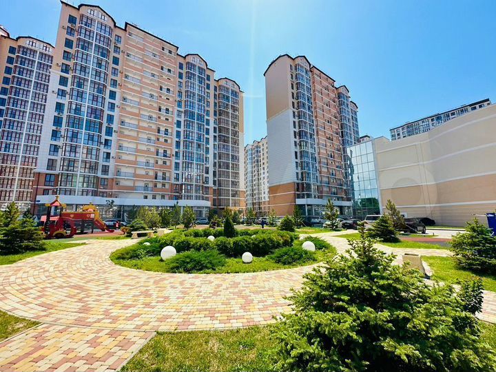 2-к. квартира, 61 м², 7/16 эт.