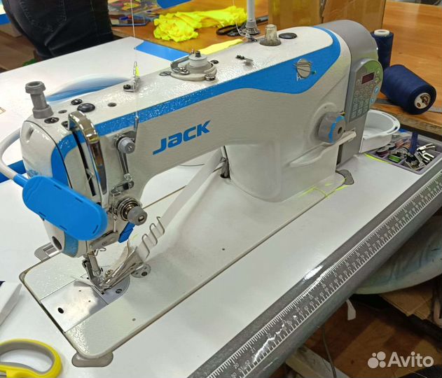 Промышленная швейная машинка jack а4
