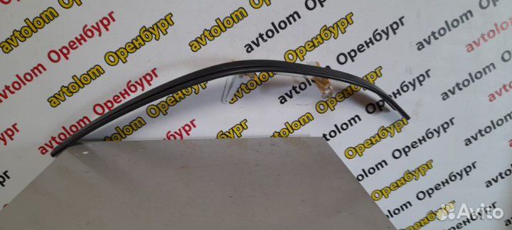 Уплотнитель стекла двери передний правый УАЗ