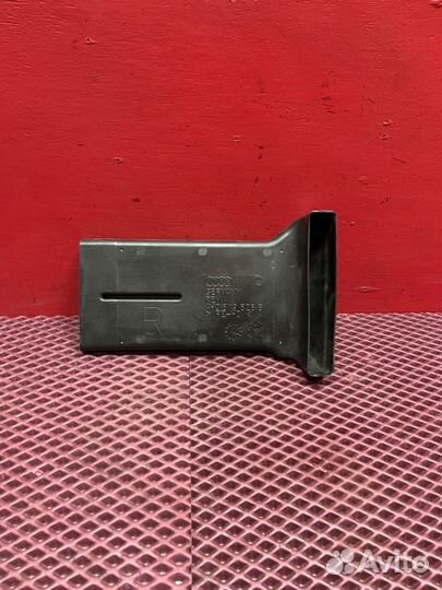 Воздуховод передний правый Audi A8 D4 cdda 2012