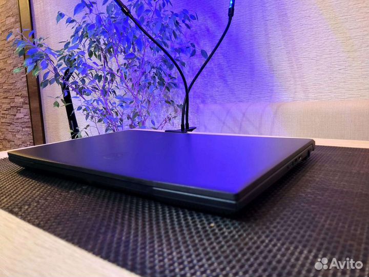 Игровой ноутбук MSI katana