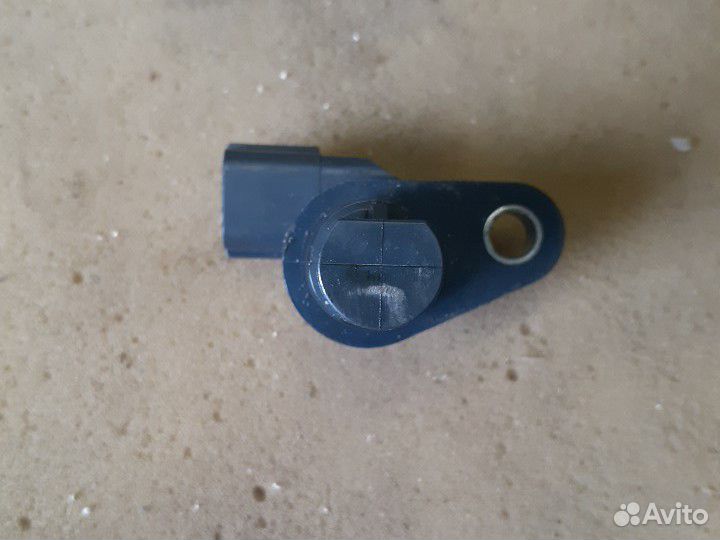 Датчик положения распредвала Mitsubishi Outlander