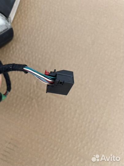 Зеркало правое volkswagen golf mk5