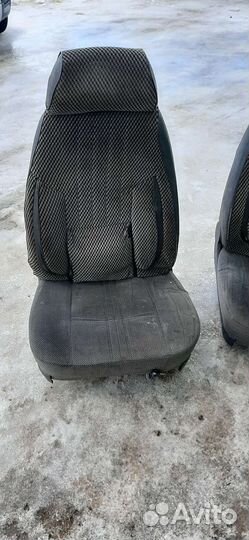 Водительское и пассажирское кресло на газ 3102