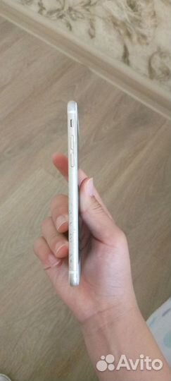 iPhone 6S, 32 ГБ