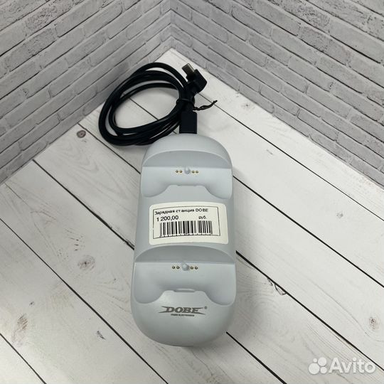 Зарядная станция dobe PS5 на 2 геймпада