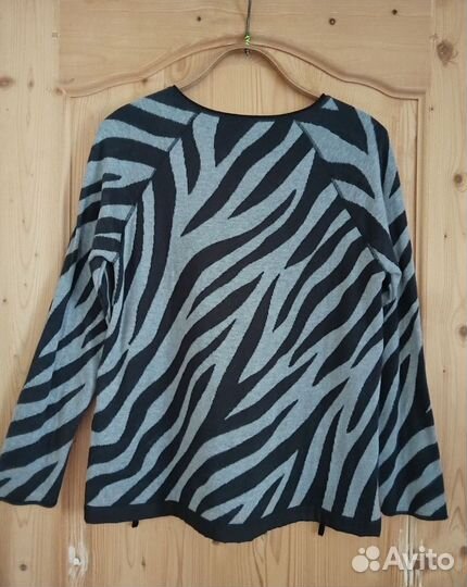 Пуловер женский