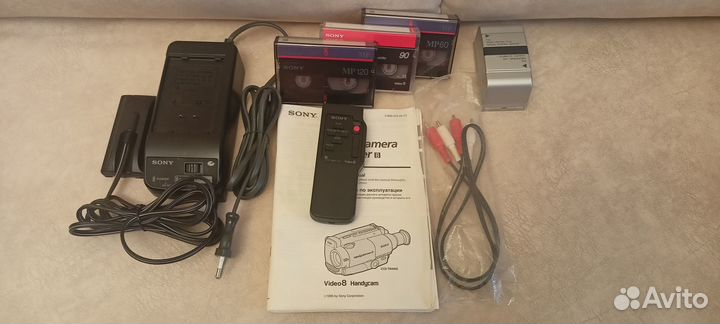 Видеокамера Sony Handycam Video 8 CCD-TR440E PAL