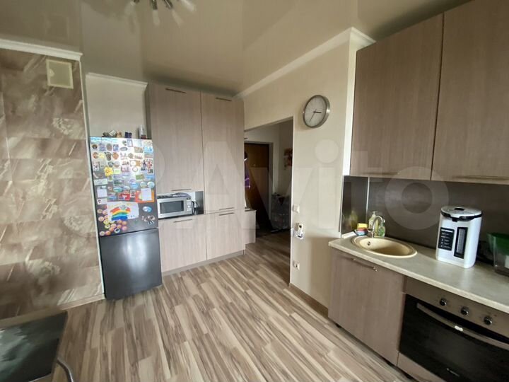 2-к. квартира, 40 м², 16/18 эт.