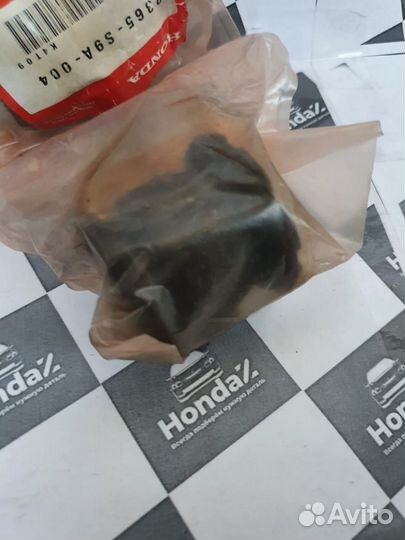 Передний Сайлентблок кулака заднего Honda CR-V 2