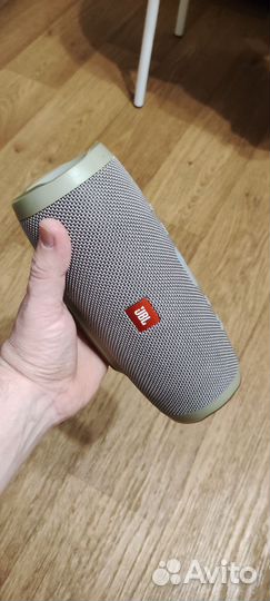 Колонка jbl charge 3