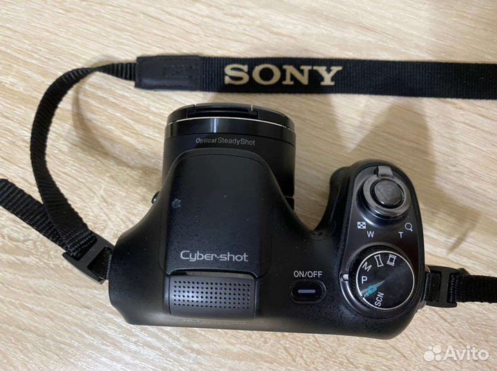 Фотоаппарат Sony Cyber-shot DSC-H100