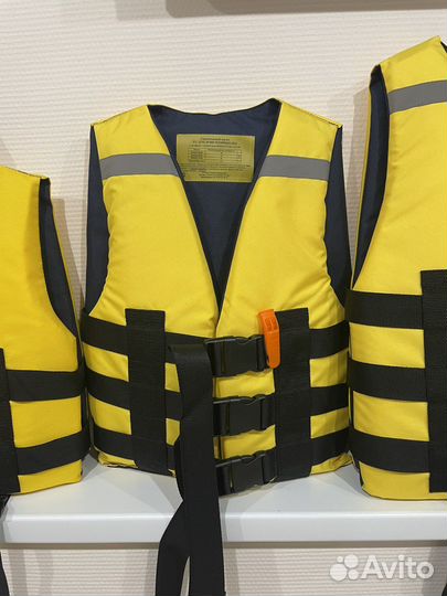 Спасательные жилеты