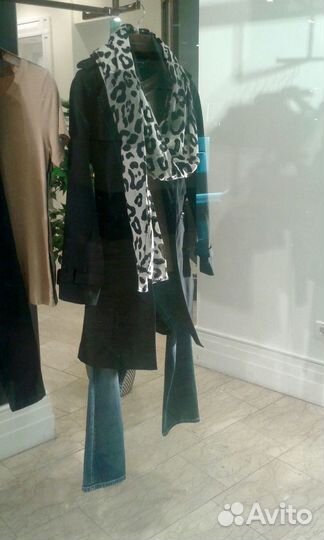 Фирменный женский лондонский плащ ниже колена