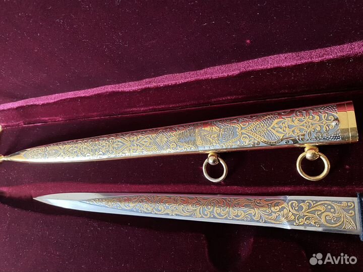 Адмиральский кортик златоуст не является оружием