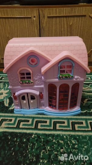 Домик кукольный