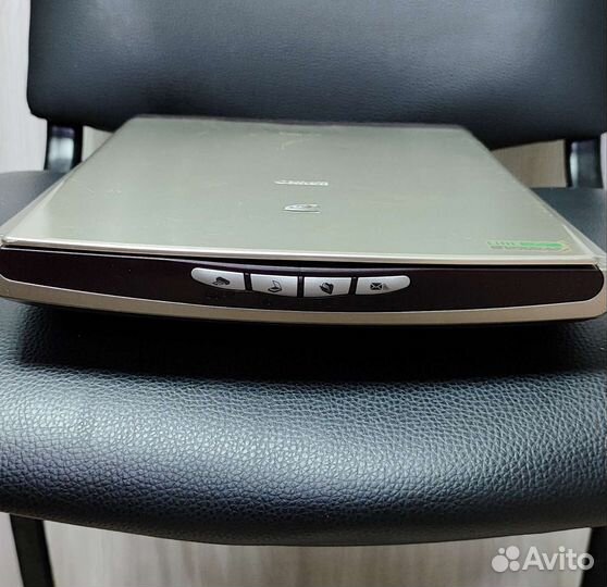 Cкaнep саnоn сanoscаn lide 80