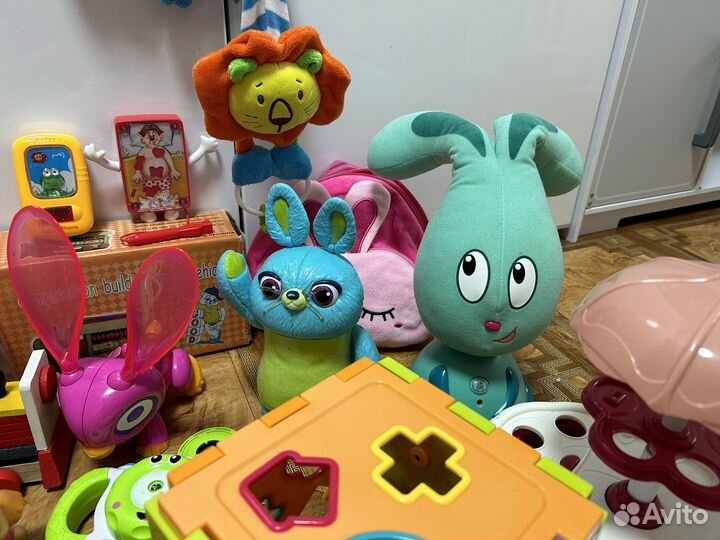Детские игрушки пакетом + качели в подарок