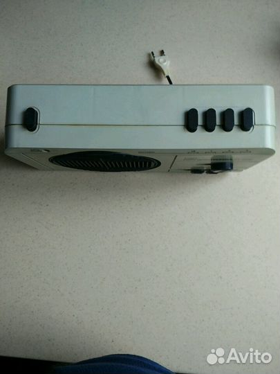 Трехпрогрсаммный приеммник 