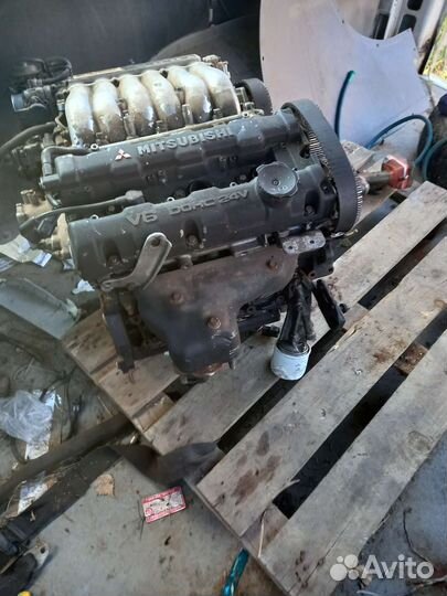 Двигатель Mitsubishi Debonair 3.5 Executive III