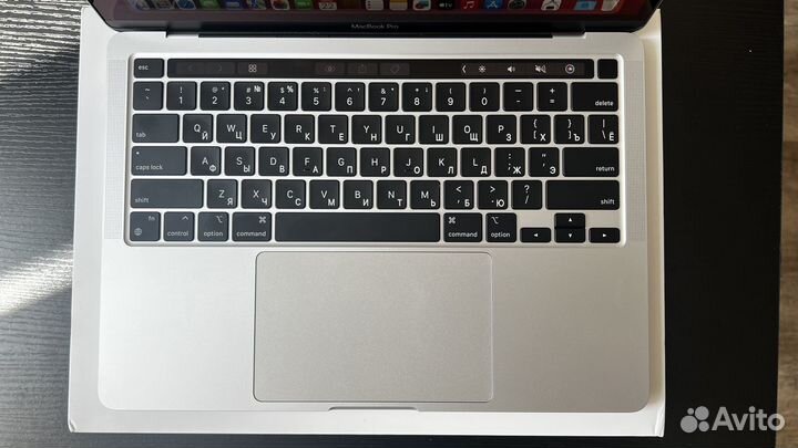 MacBook Pro 13 2022 m2 новый
