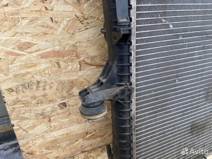 Радиатор охлаждения двигателя Porsche Cayenne 955
