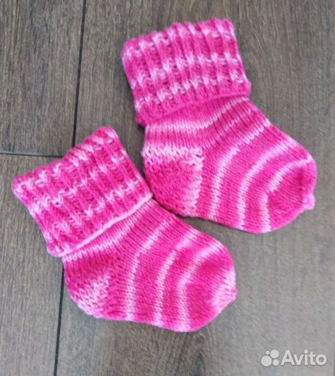 Носочки детские вязаные