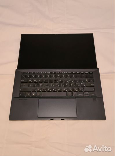 Ноутбук Asus ExpertBook B9400CEA