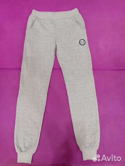 Новый Спортивный костюм женский, размер 44-46