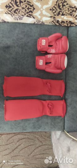 Перчатки и щитки