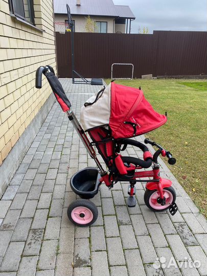 Трехколесный велосипед с ручкой