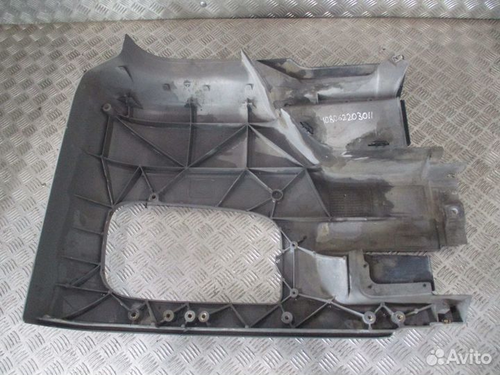 Угол бампера левый Mercedes-Benz A9448800104