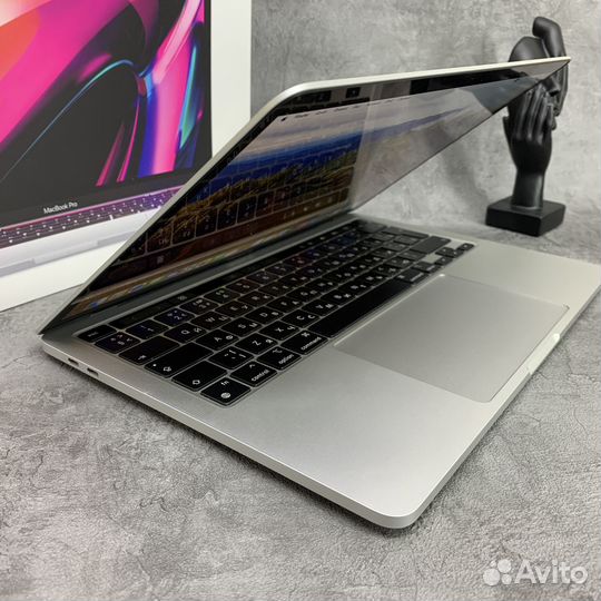 Ноутбук Macbook Pro 13 2022 M2/8gb/256gb TouchBar