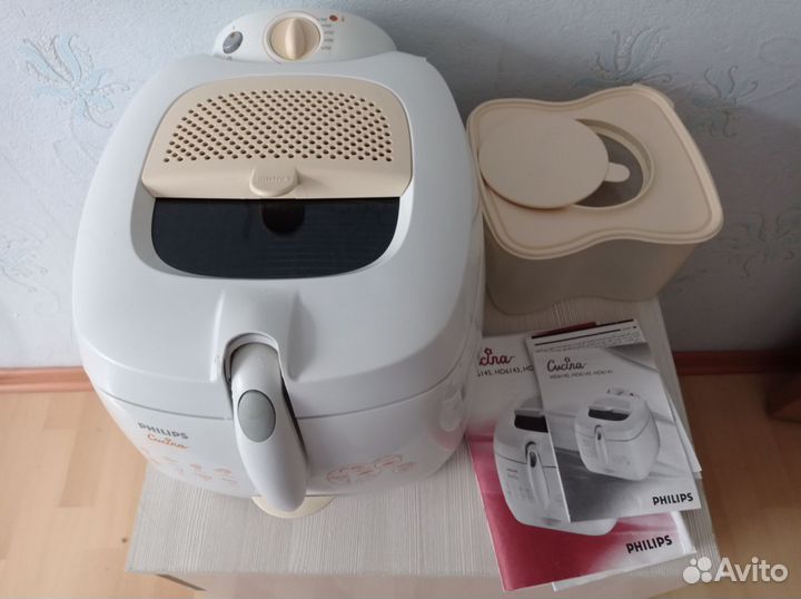 Фритюрница б/у очень мало Рhilips Cucina HD6141