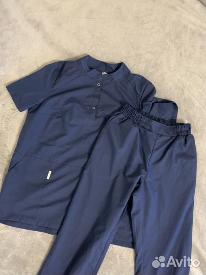 Медицинский костюм женский 44-46 размер