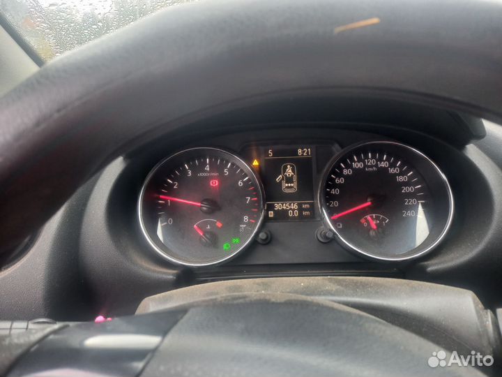 Nissan Qashqai 1.6 МТ, 2010, 304 546 км