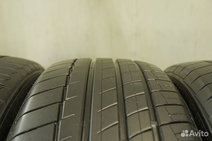 Kapsen RS26 225/55 R19 99W