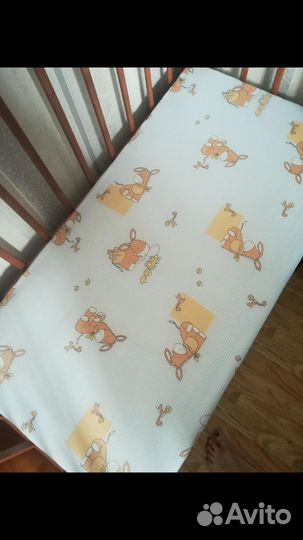 Детская кроватка и матрас