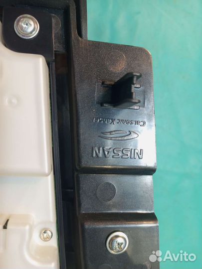 Панель управления магнитолой Infiniti QX56, 2012