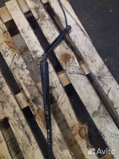 Поводок стеклоочистителя MAN TGX 2008 81264306066