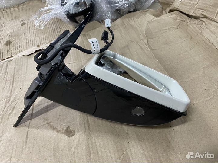 Правое зеркало Mercedes Benz W212 белое без зоны