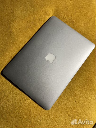 Apple MacBook Air A1369