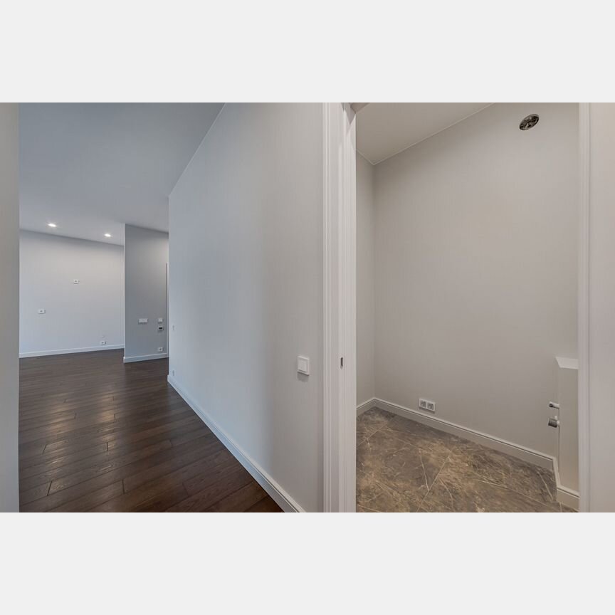 4-к. квартира, 132,7 м², 8/8 эт.