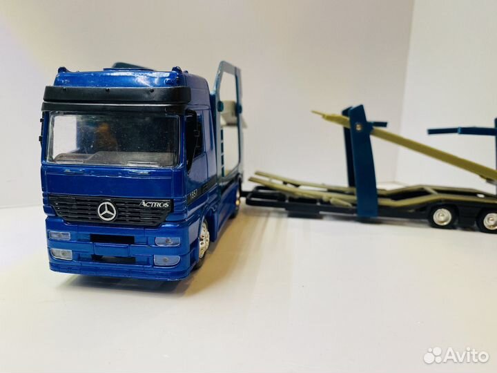 Модель Mercedes Actros