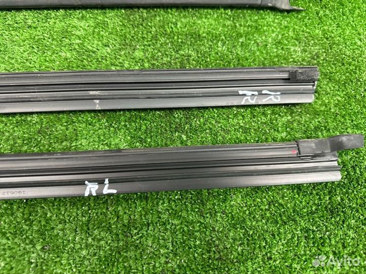 Уплотнитель стекла(бархотка) внутренний Kia Cerato