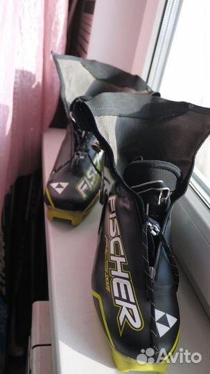 Лыжные ботинки fischer