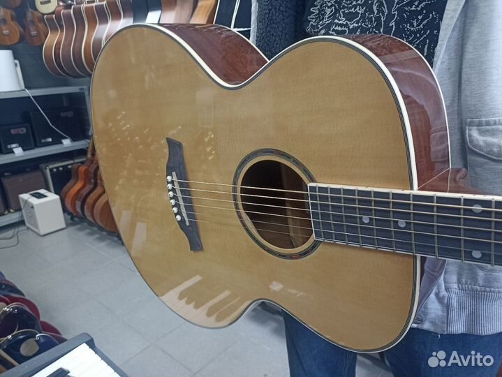 Акустическая гитара Б/У Caraya F666
