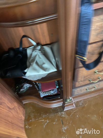 Буфеты и серванты