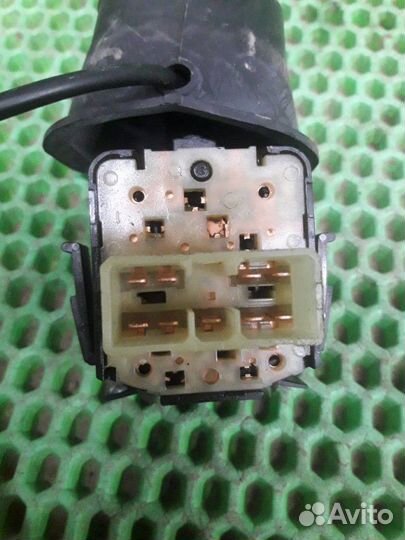 Подрулевой переключатель правый Chevrolet Rezzo