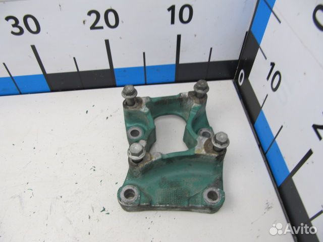 Кронштейн термомуфты Volvo FM4 FH4